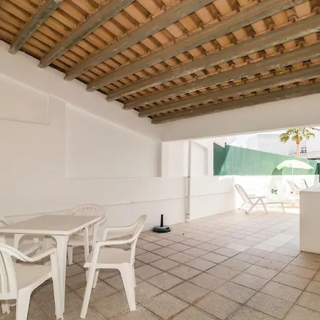 Holiday home Aqua Marinha In Gale-albufeira *