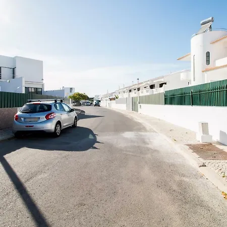 Holiday home Aqua Marinha In Gale-albufeira *