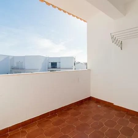 Aqua Marinha In Gale-albufeira Patroves